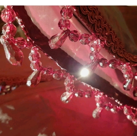 Peri Argentina (1) crescent valance 32" x 22" OPEN BOX/REPACKAGED Burgandy - Picture 13 of 13